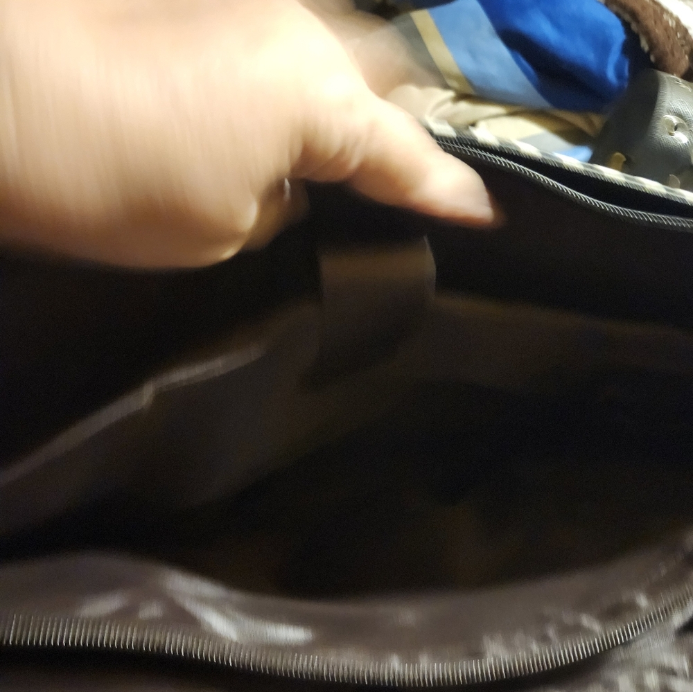 Tote - Picture 4 of 6